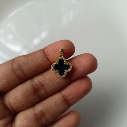 Anti Tarnish Premium Reversible Vancleef Pendent