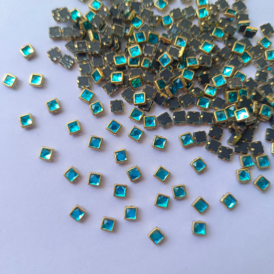 Kundan Stone 4/4 SQUARE Glass(10 Grams)blue
