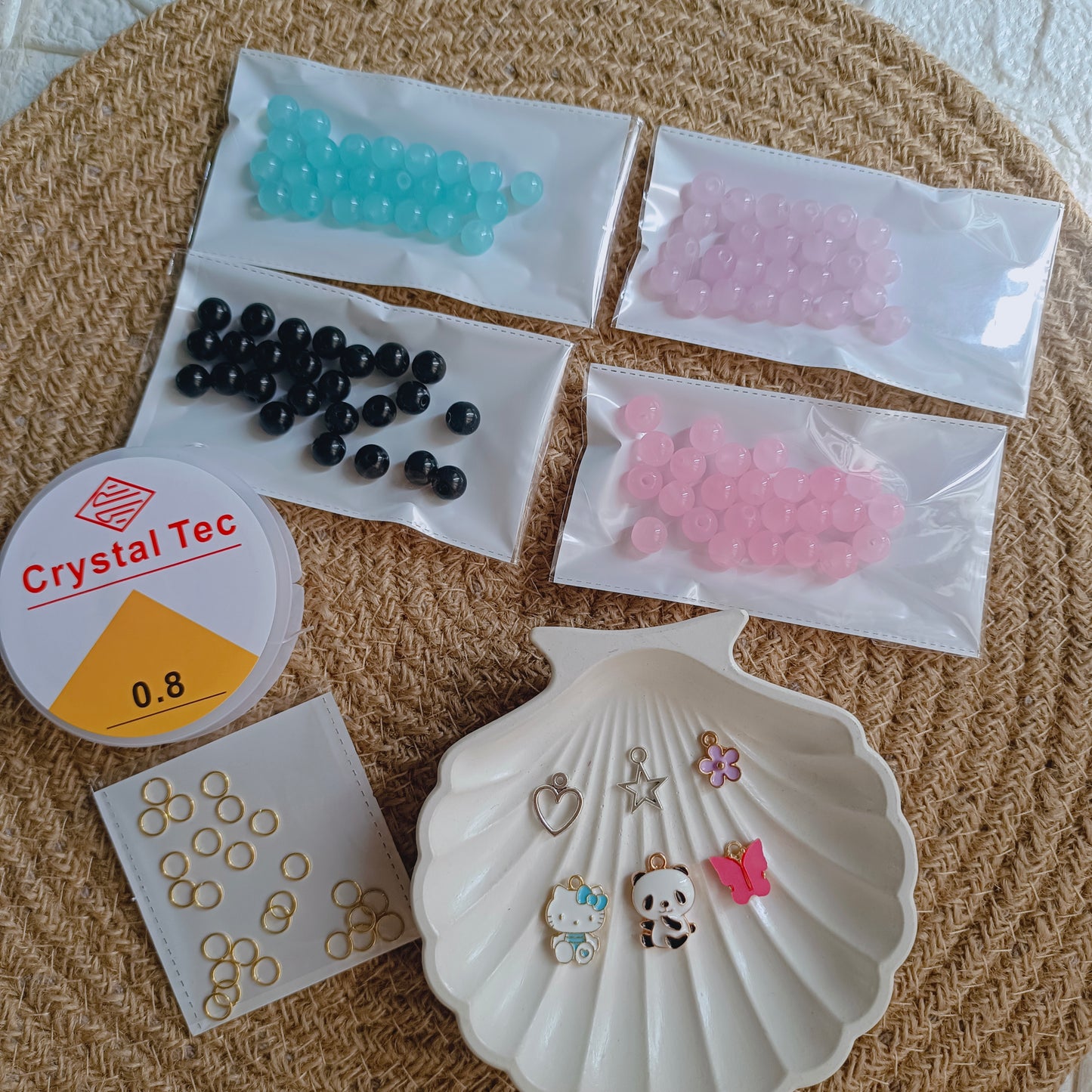 Bracelet making kit