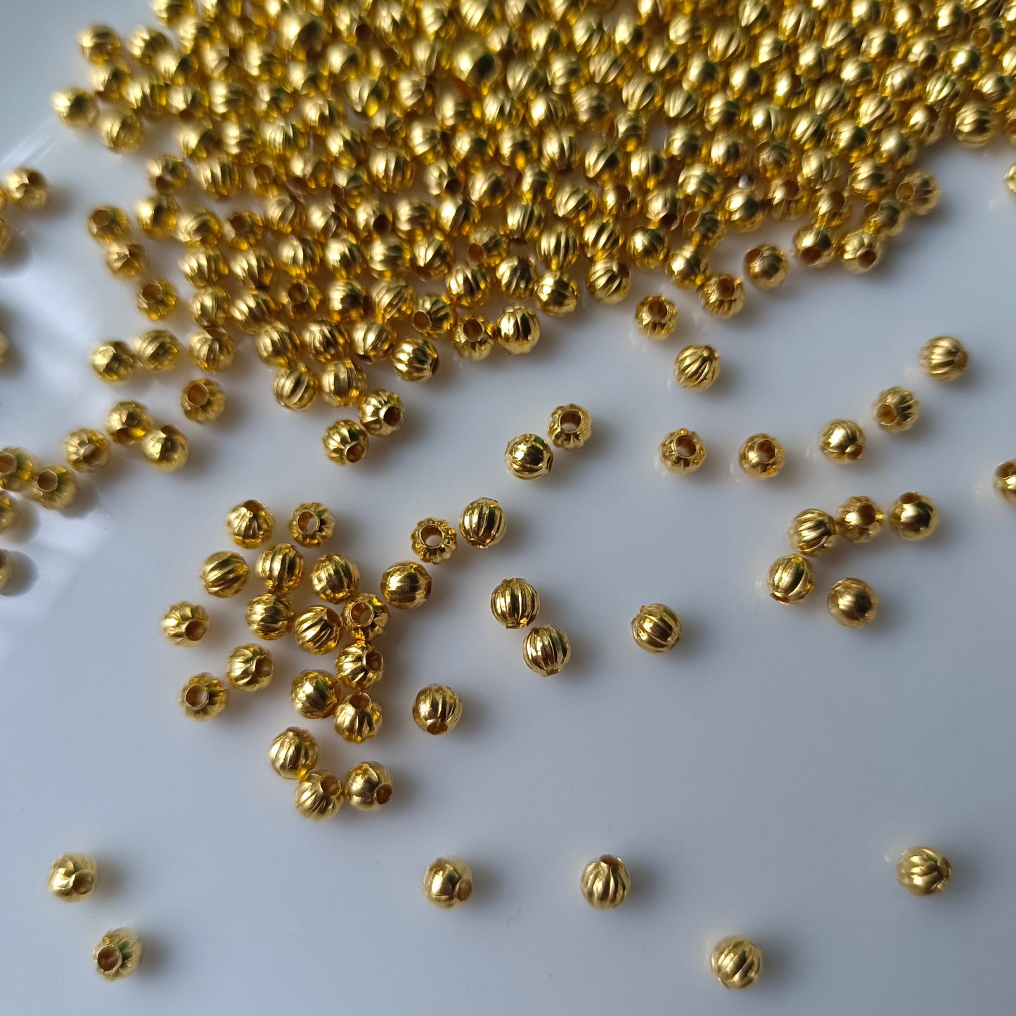 Metal Beads Gold Bindi(10 Grams)