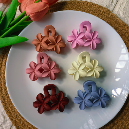 Matte Double Flower Claw