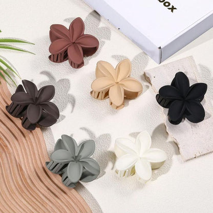 Matte Flower Claws